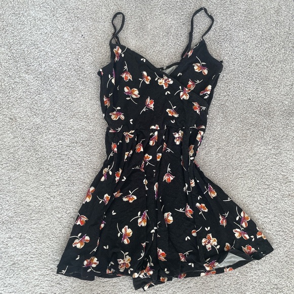 Garage floral romper playsuit - Picture 2 of 3